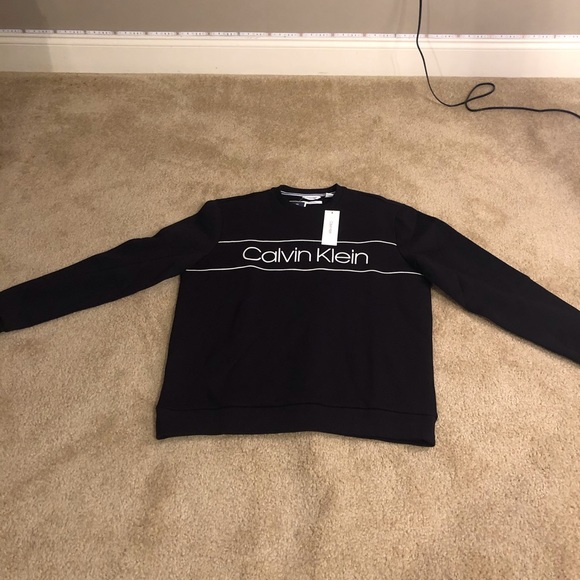 Calvin Klein sweater - Picture 1 of 2